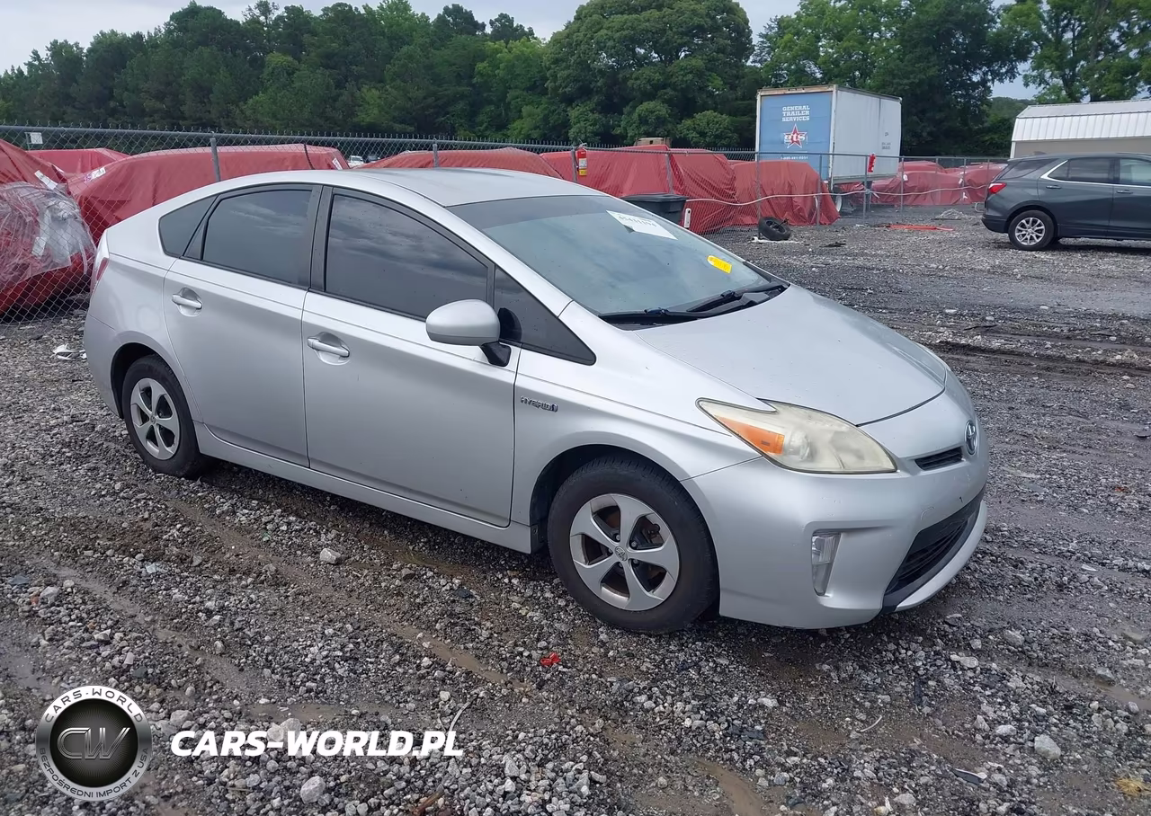 2013 Toyota Prius Two – zdjęcie 1 z 16