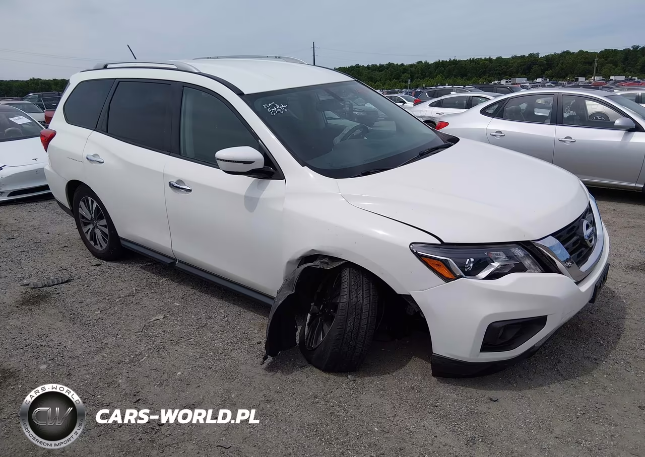 2018 Nissan Pathfinder Sv