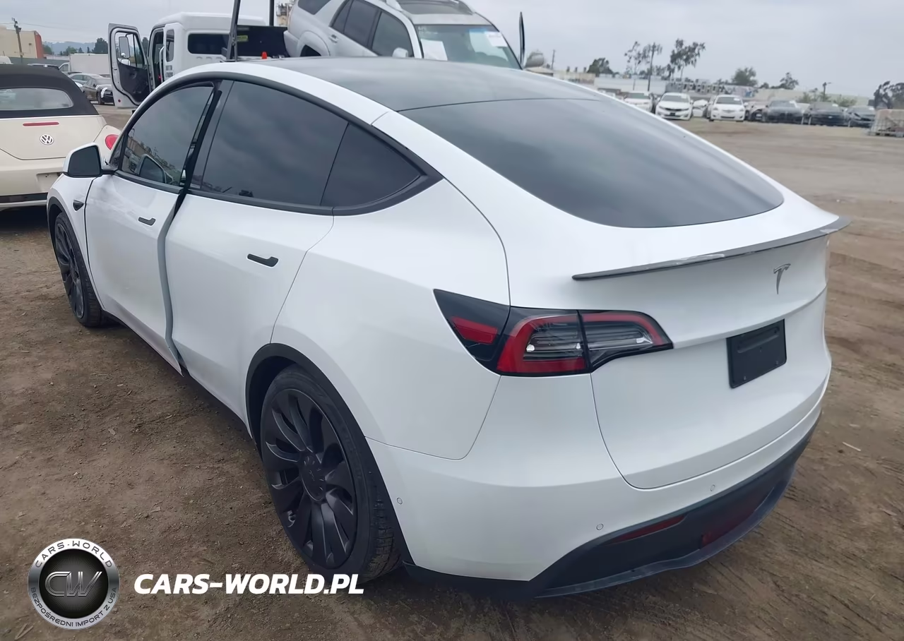 2021 Tesla Model Y VIN:5YJYGDEF4MF211647 - 3