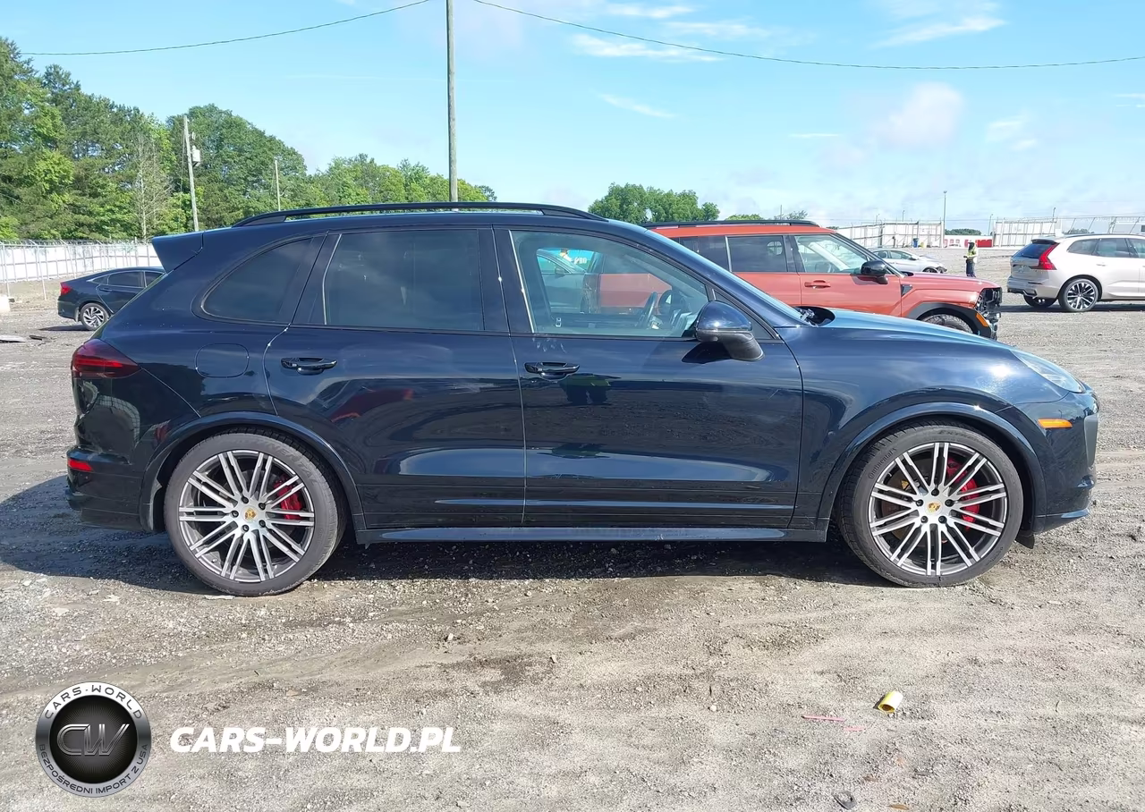 2017 Porsche Cayenne Gts VIN:WP1AD2A27HLA82225 - 14