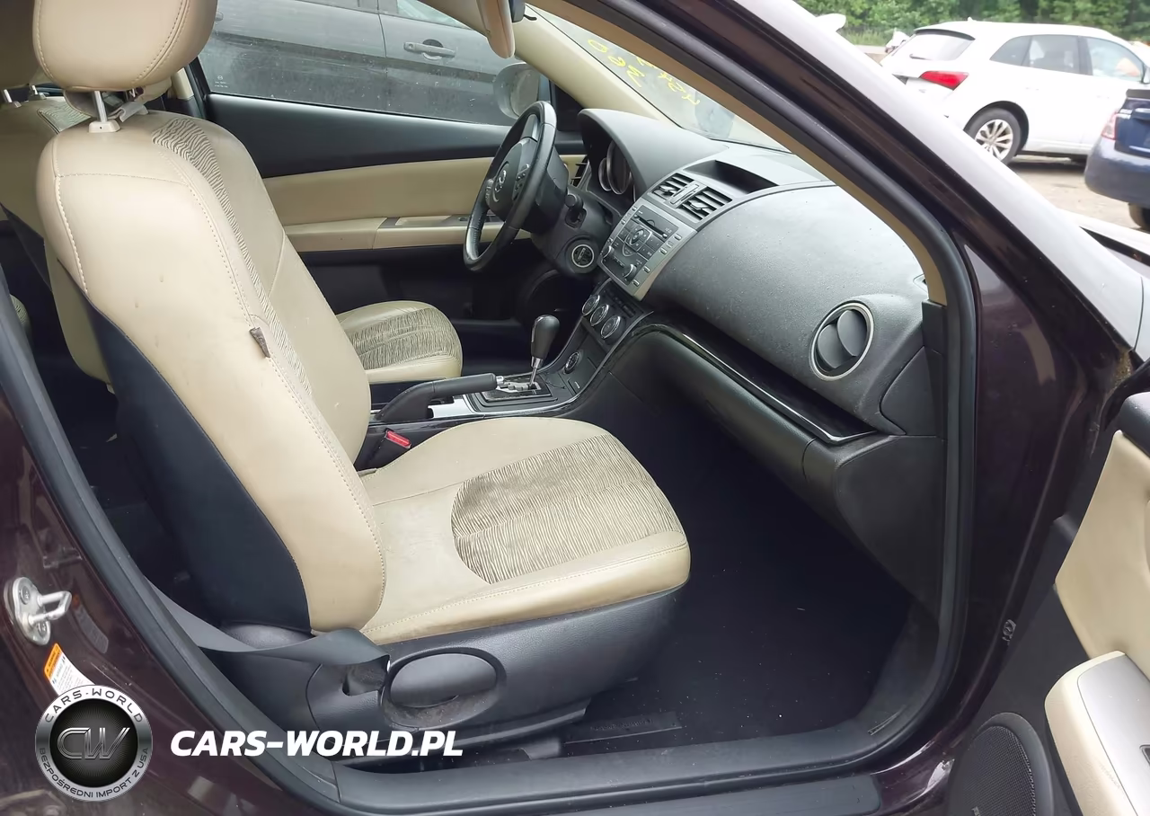 2009 Mazda Mazda6 I Touring VIN:1YVHP82A495M39795 - 5
