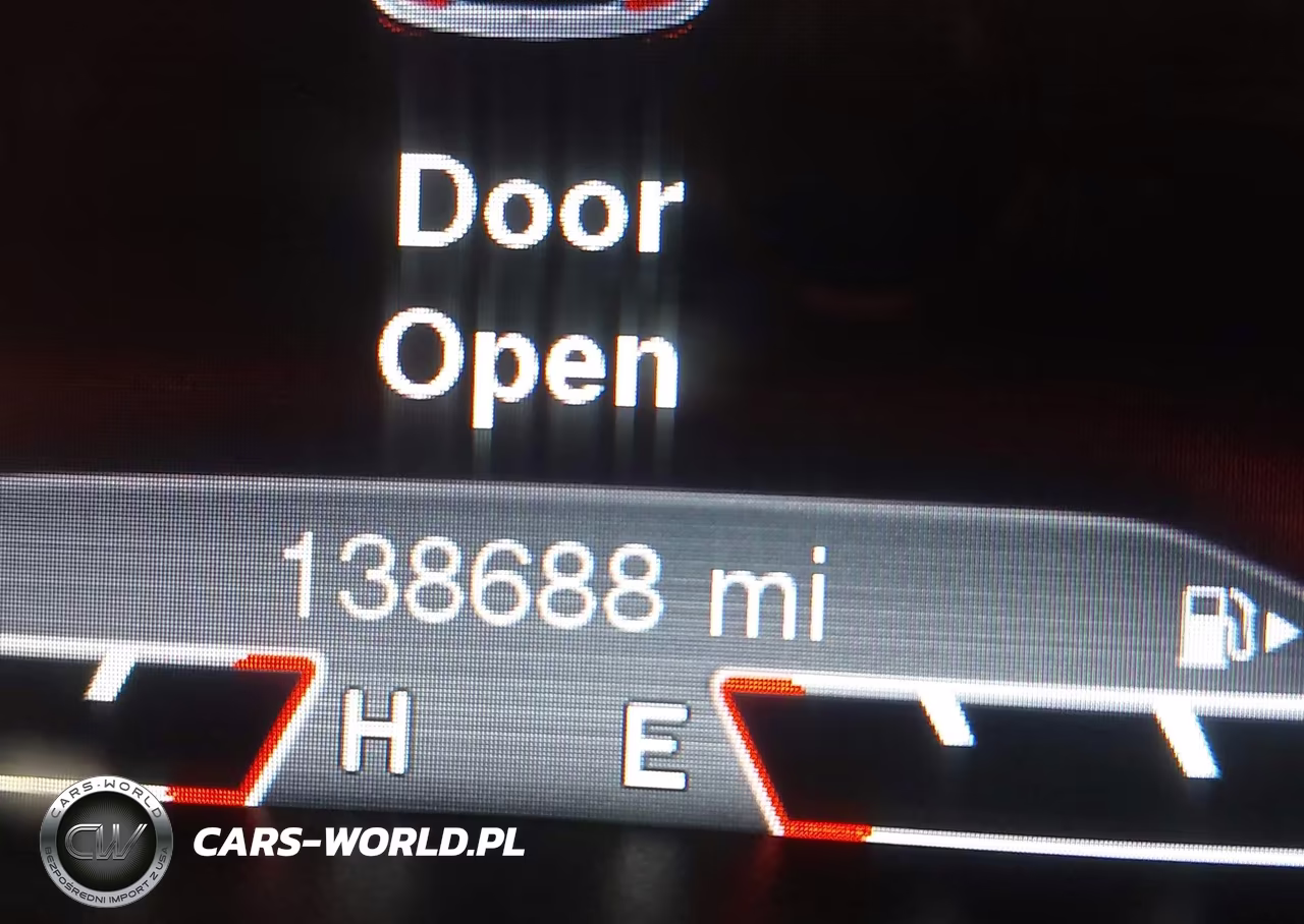 2015 Jeep Cherokee Trailhawk VIN:1C4PJMBS8FW728091 - 15