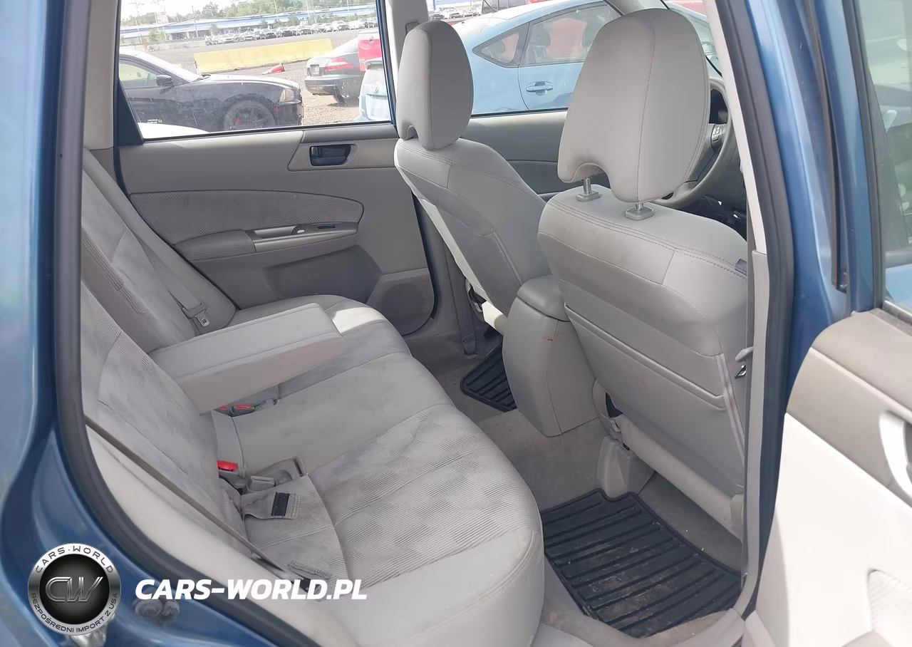 2010 Subaru Forester 2.5X VIN:JF2SH6BC2AH916677 - 8
