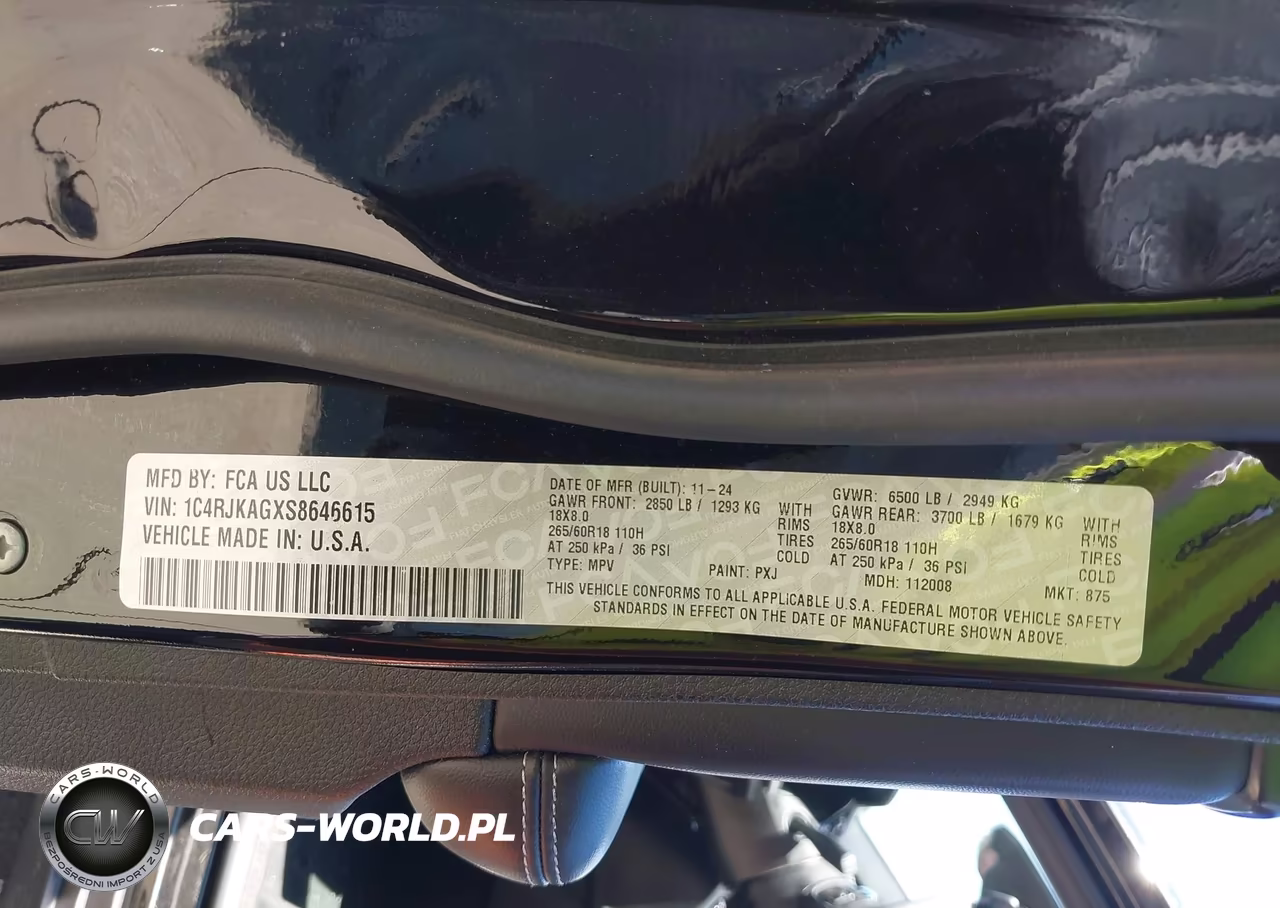 2025 Jeep Grand Cherokee L Laredo X 4X4 VIN:1C4RJKAGXS8646615 - 9