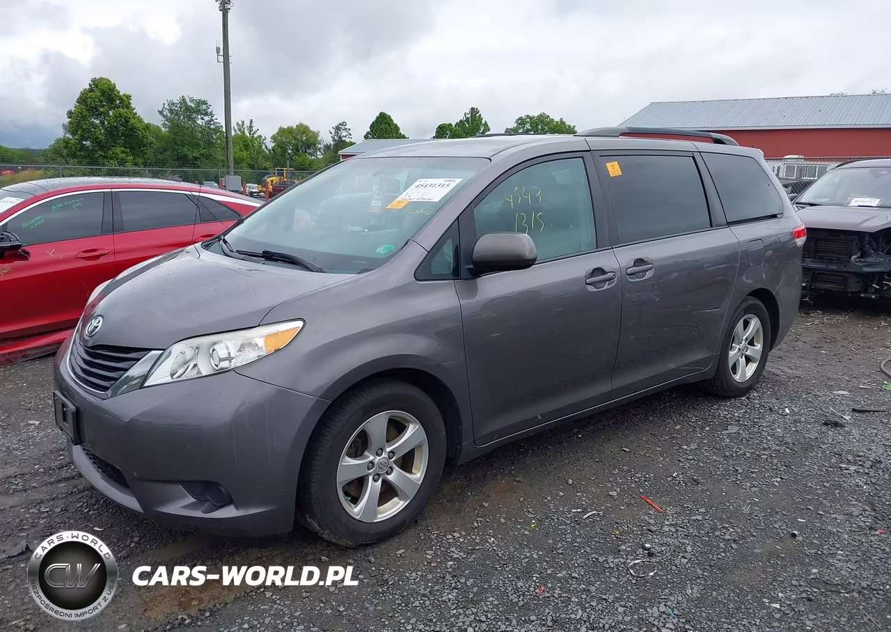 2013 Toyota Sienna Le V6 8 Passenger VIN:5TDKK3DCXDS340154 - 2