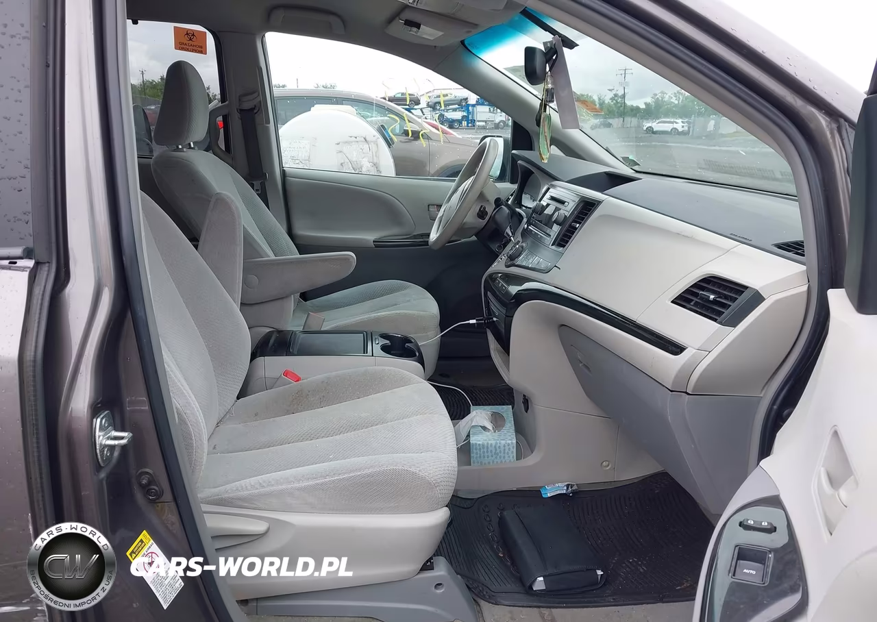 2013 Toyota Sienna Le V6 8 Passenger VIN:5TDKK3DCXDS340154 - 5