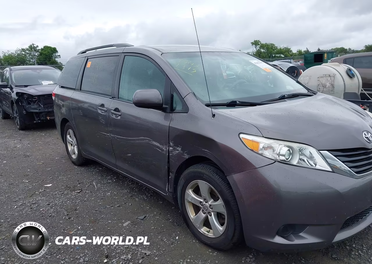 2013 Toyota Sienna Le V6 8 Passenger VIN:5TDKK3DCXDS340154 - 6