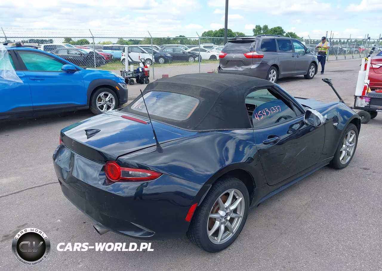 2016 Mazda Mx-5 Miata Sport VIN:JM1NDAB76G0109826 - 4