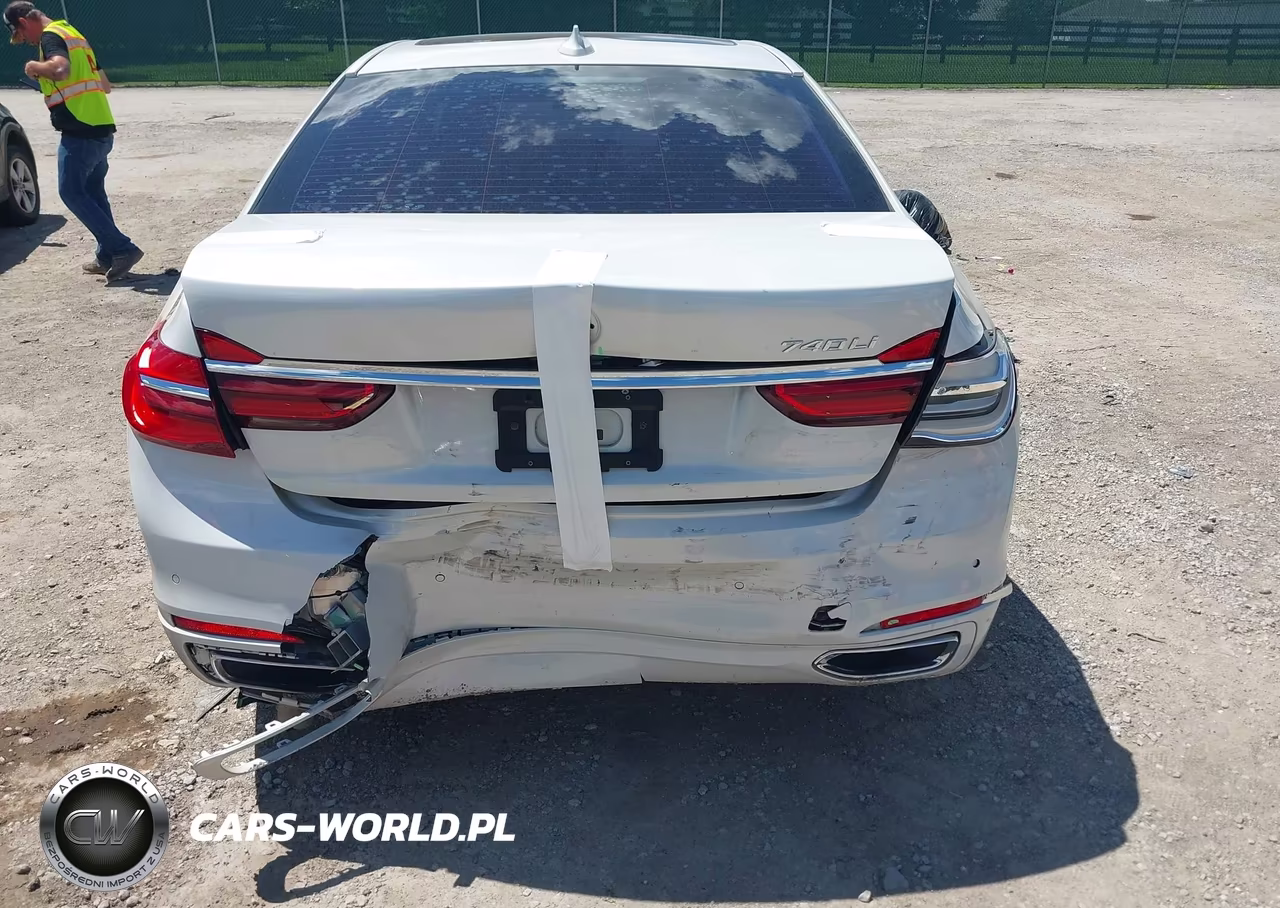 2017 BMW 740I VIN:WBA7E2C55HG740470 - 16