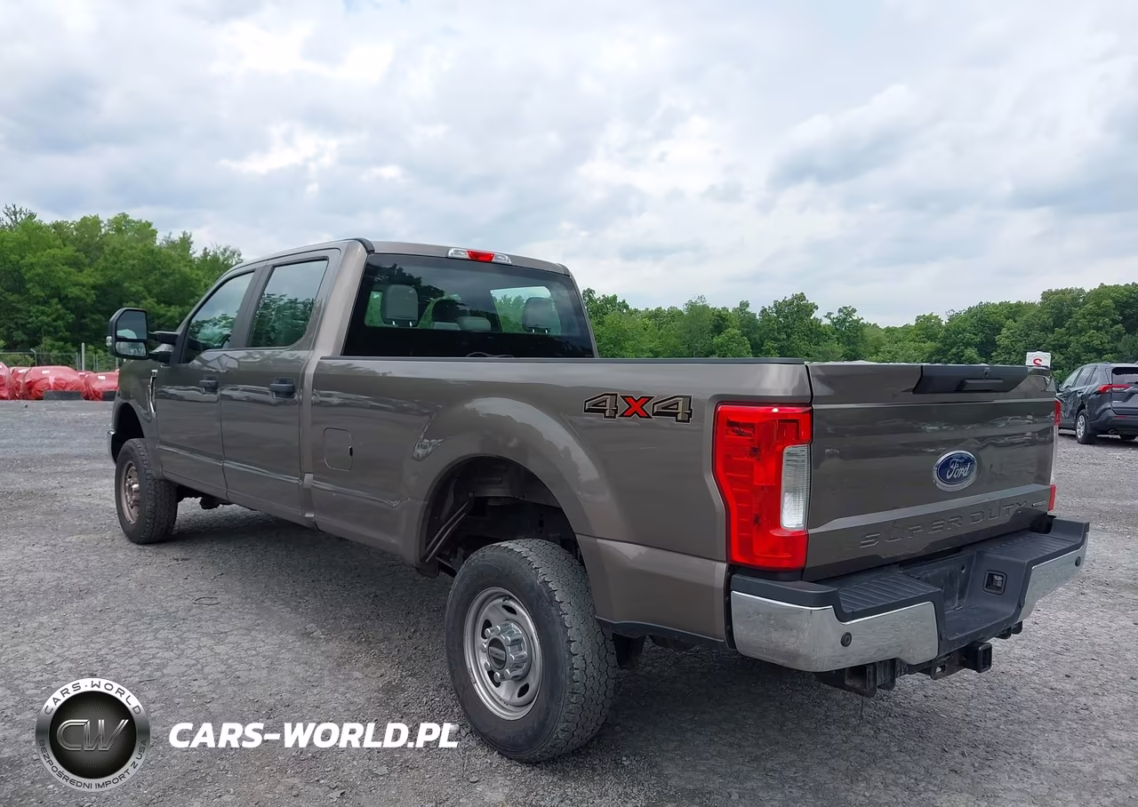2019 Ford F-250 King Ranch-Lariat-Platinum-Xl-Xlt VIN:1FT7W2B66KEF41151 - 3