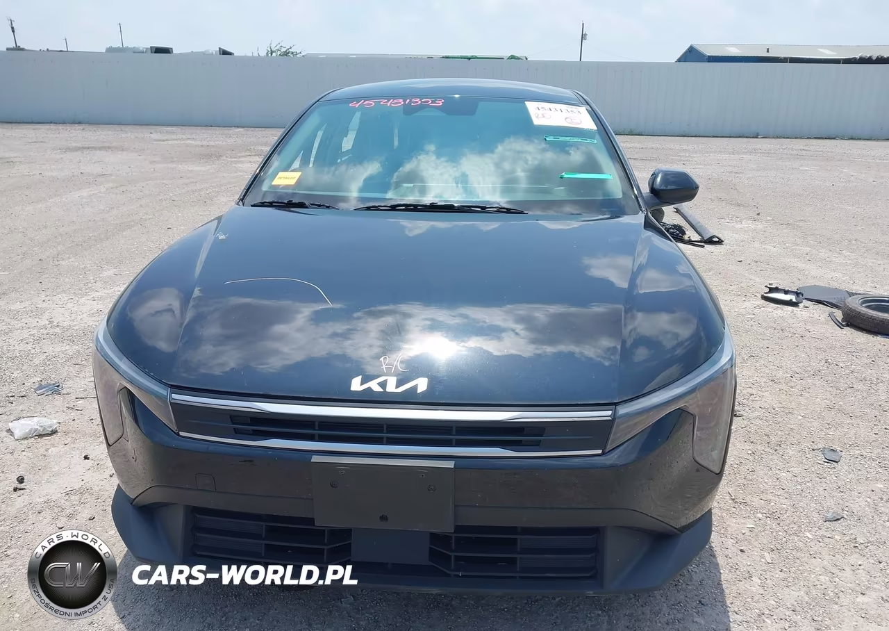 2025 Kia K4 Lxs VIN:3KPFT4DEXSE111146 - 13
