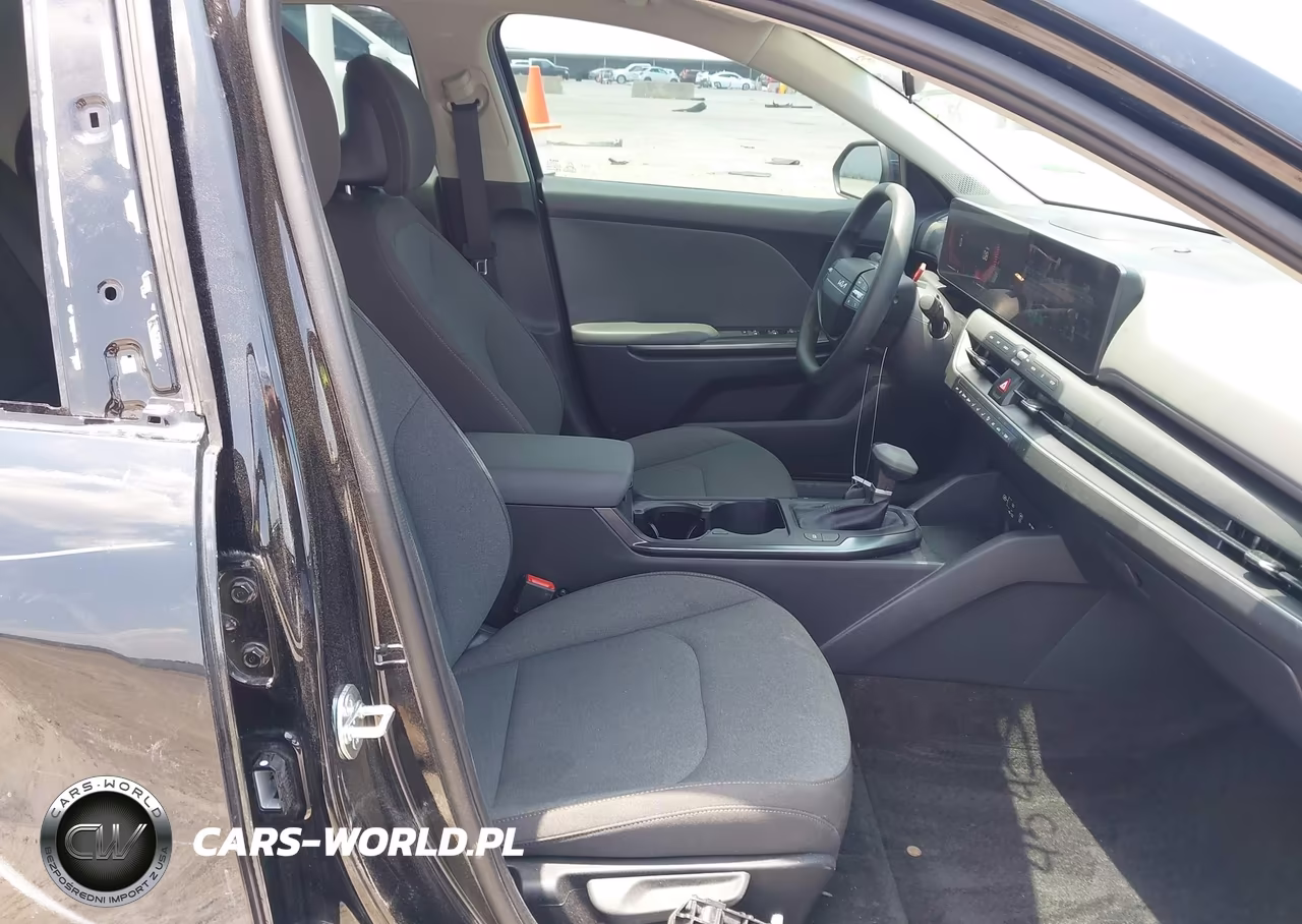 2025 Kia K4 Lxs VIN:3KPFT4DEXSE111146 - 5
