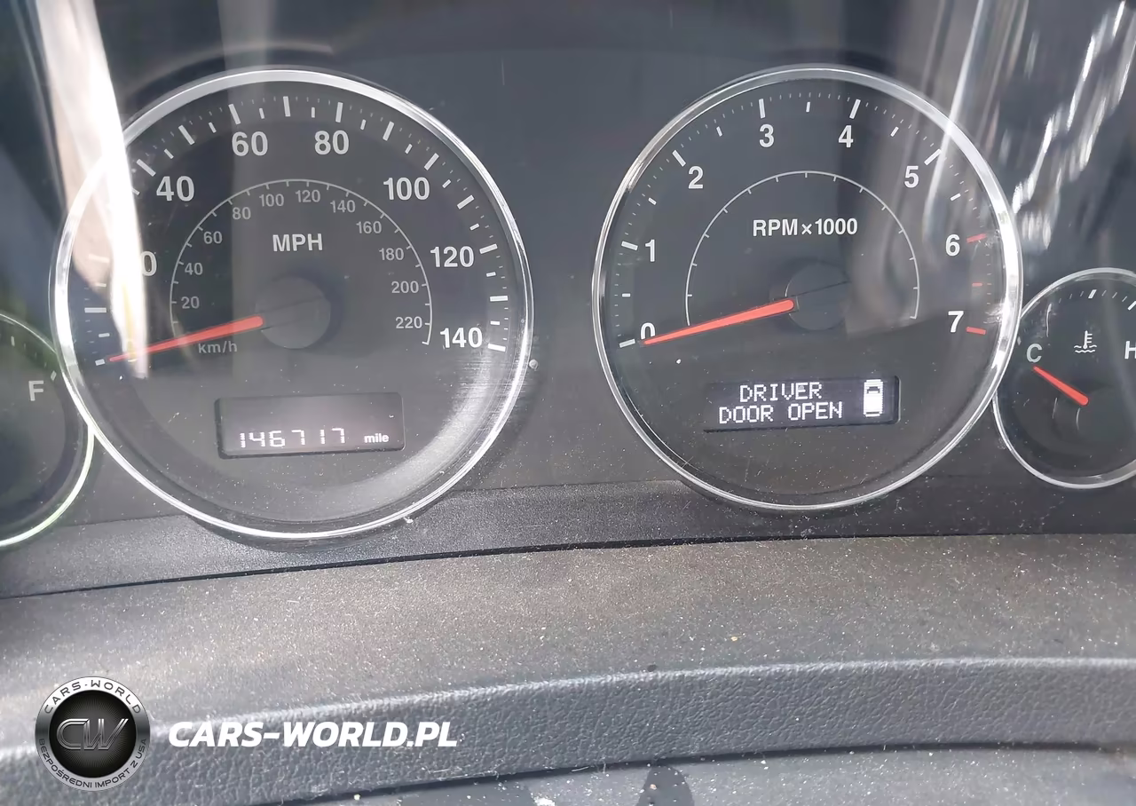 2009 Jeep Grand Cherokee Laredo VIN:1J8GR48K79C539298 - 7