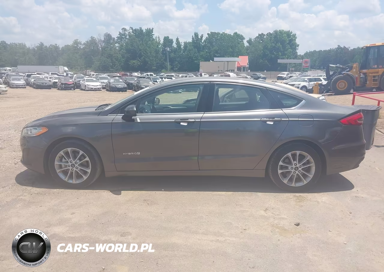 2019 Ford Fusion Hybrid Se VIN:3FA6P0LU1KR100430 - 17
