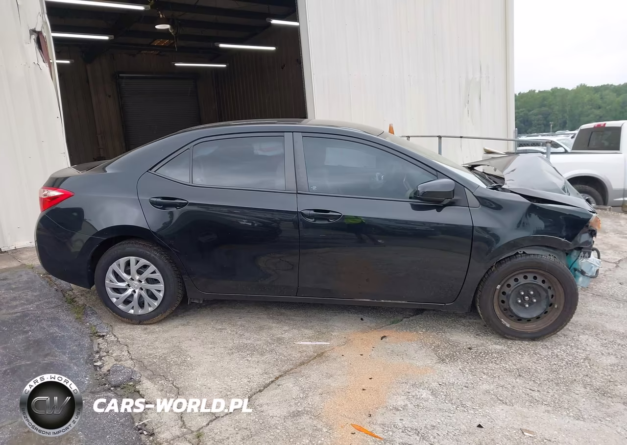 2017 Toyota Corolla Le VIN:2T1BURHE8HC785757 - 13