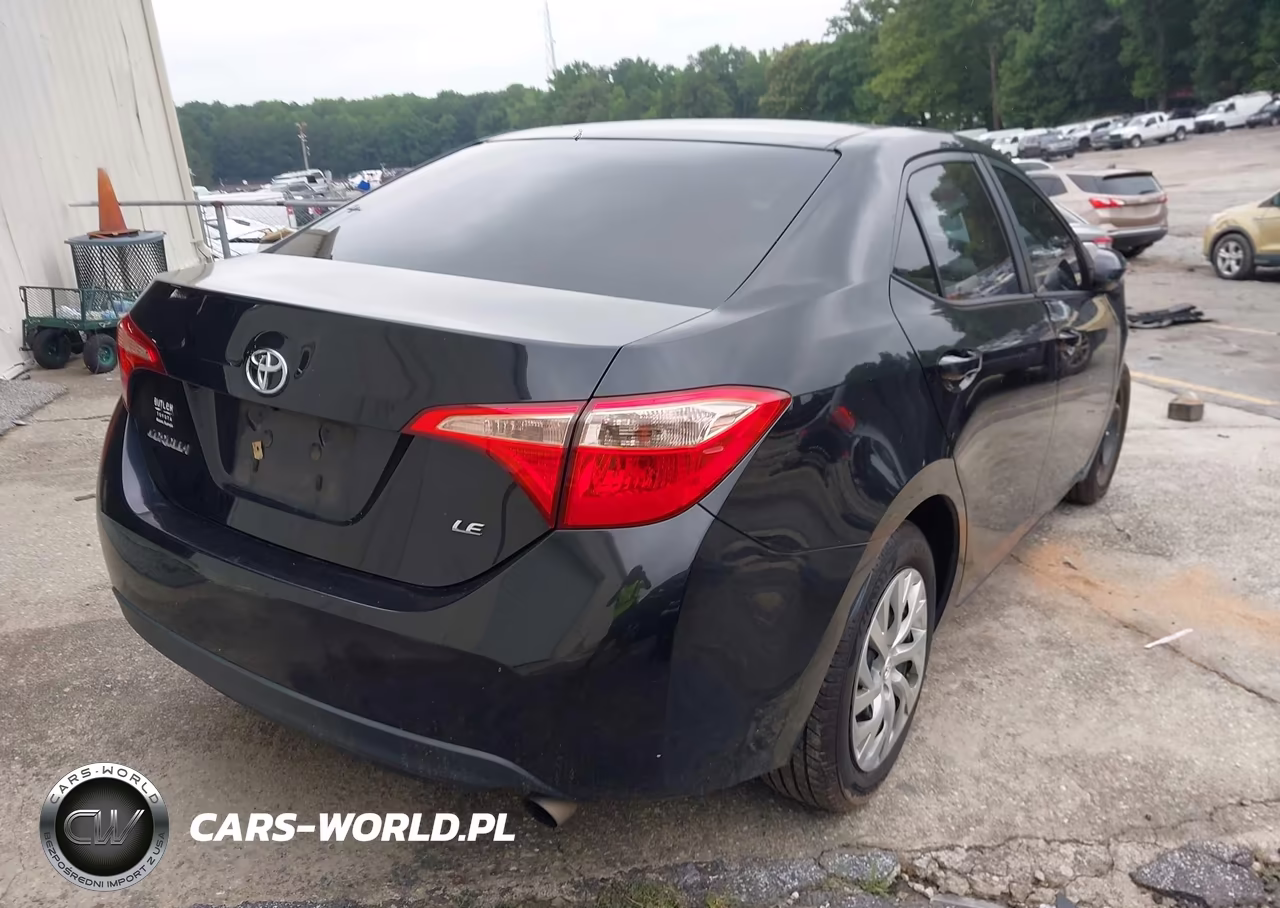 2017 Toyota Corolla Le VIN:2T1BURHE8HC785757 - 4