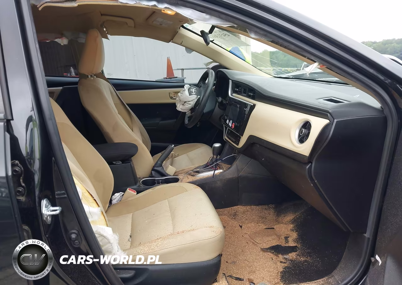 2017 Toyota Corolla Le VIN:2T1BURHE8HC785757 - 5
