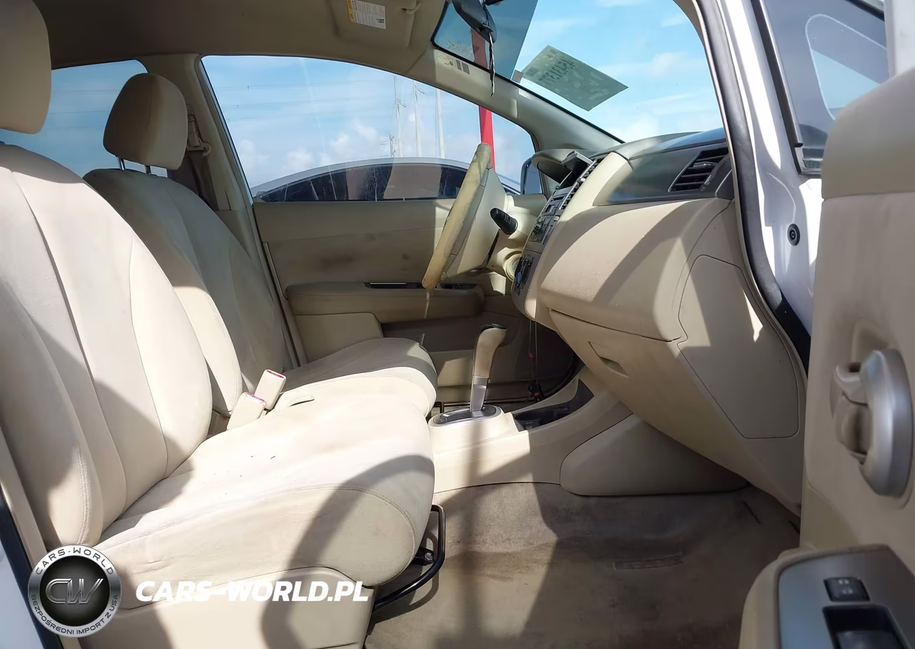 2009 Nissan Versa 1.8S VIN:3N1BC13EX9L357153 - 5
