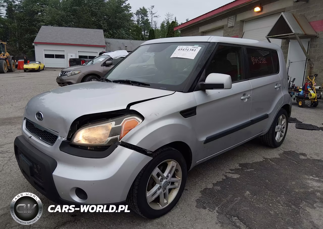 2011 Kia Soul + VIN:KNDJT2A29B7717109 - 2