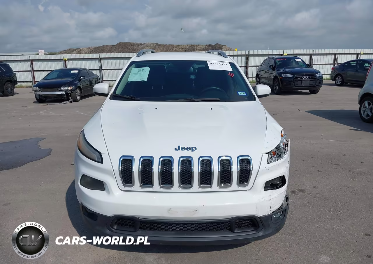 2016 Jeep Cherokee Latitude VIN:1C4PJMCS3GW279385 - 12