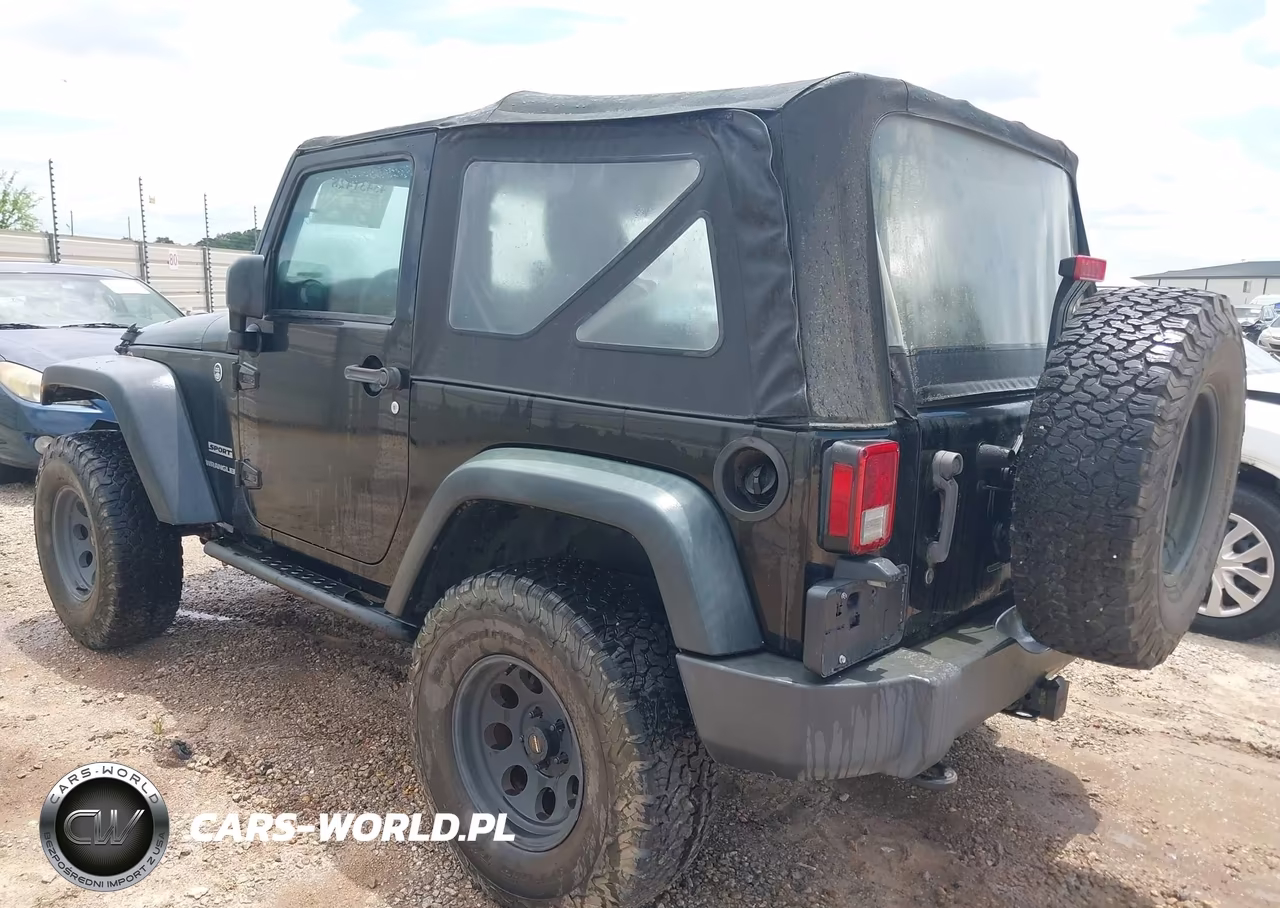 2015 Jeep Wrangler Sport VIN:1C4AJWAG8FL608226 - 3