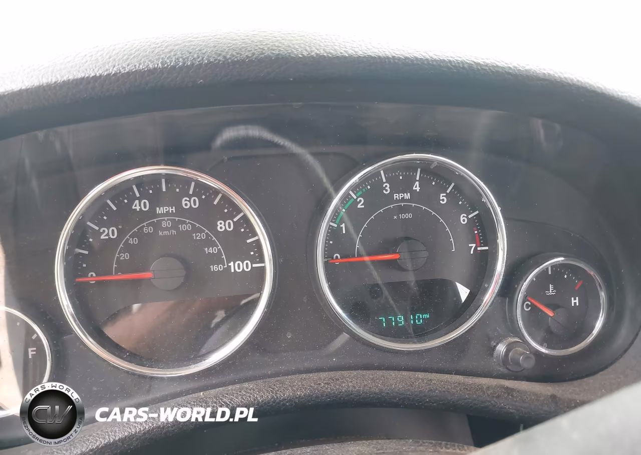 2015 Jeep Wrangler Sport VIN:1C4AJWAG8FL608226 - 7