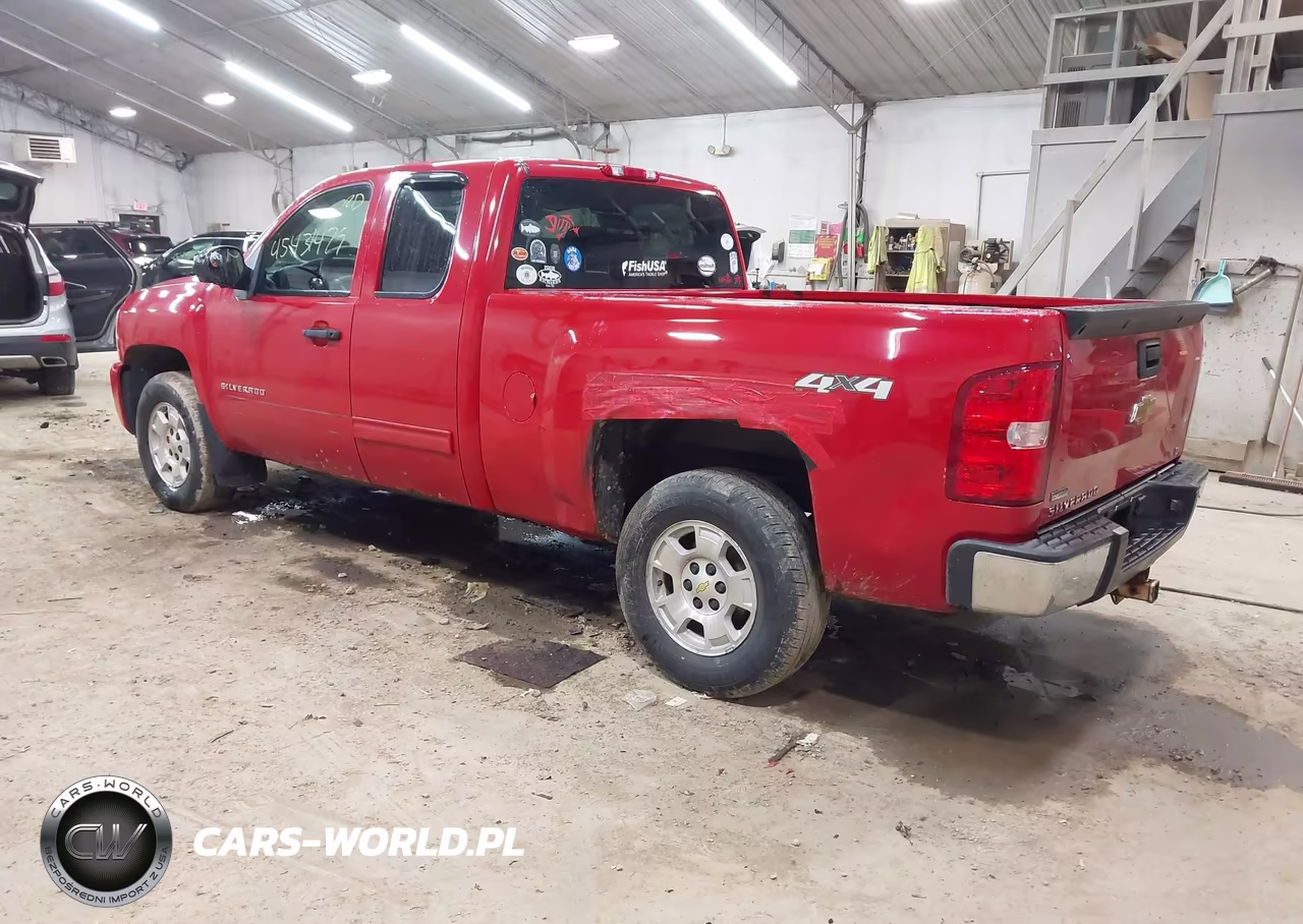 2011 Chevrolet Silverado 1500 Lt VIN:1GCRKSE33BZ436467 - 3