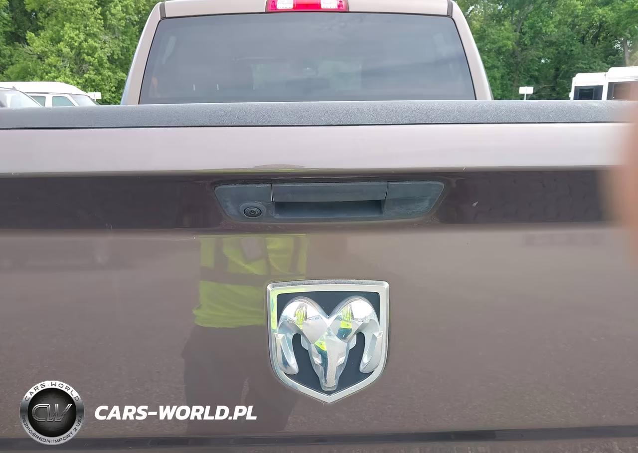 2019 Ram 1500 Classic Tradesman 4X4 5'7 Box VIN:1C6RR7KG0KS521833 - 13