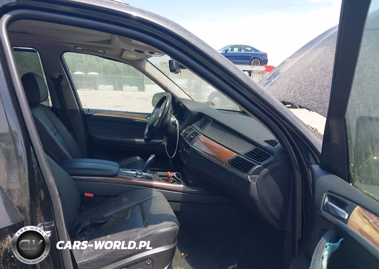 2009 BMW X5 xDrive30I VIN:5UXFE43589L268136 - 5