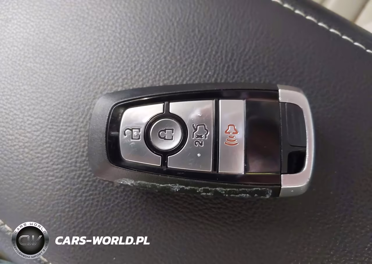 2019 Ford Fusion S VIN:3FA6P0G79KR274010 - 11