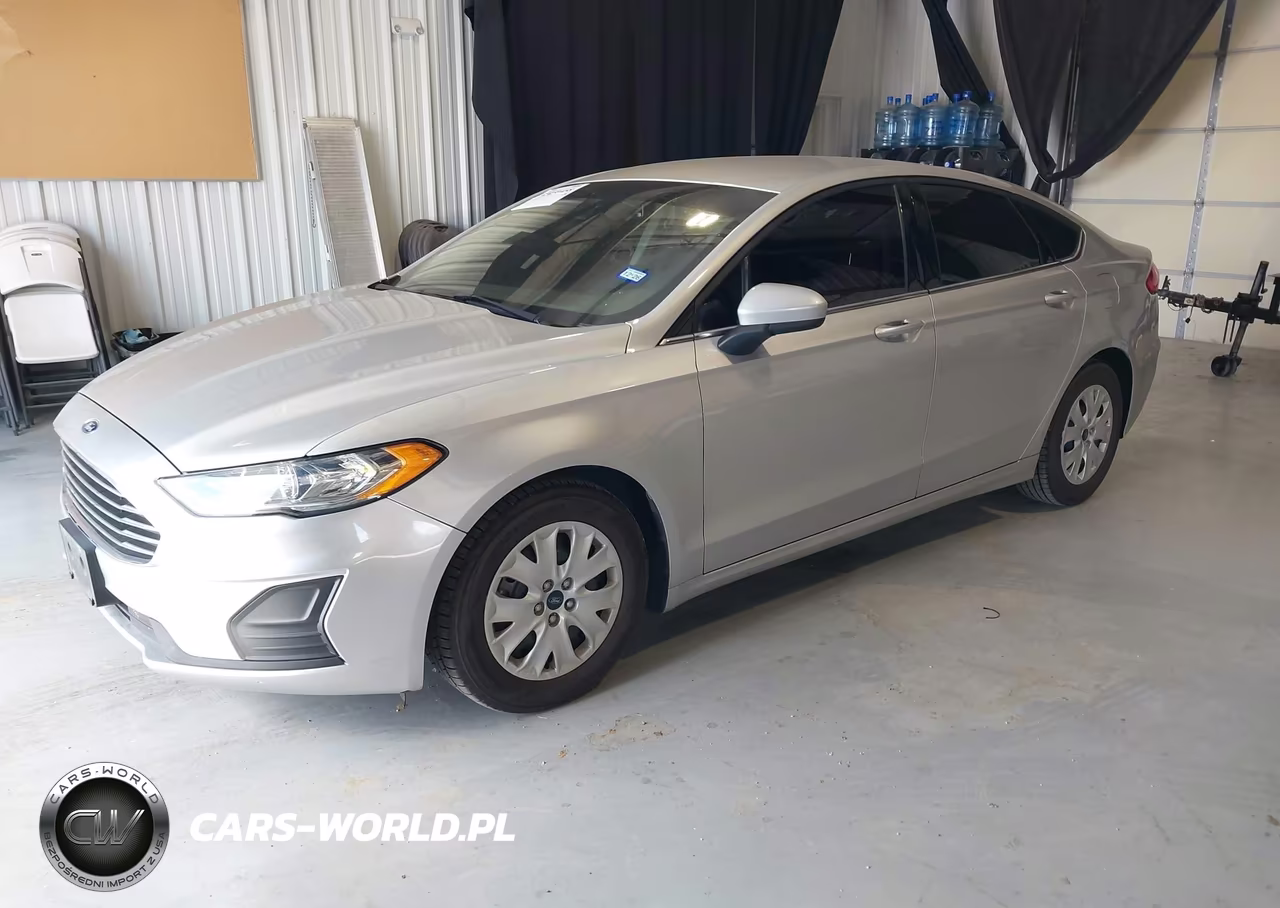 2019 Ford Fusion S VIN:3FA6P0G79KR274010 - 2