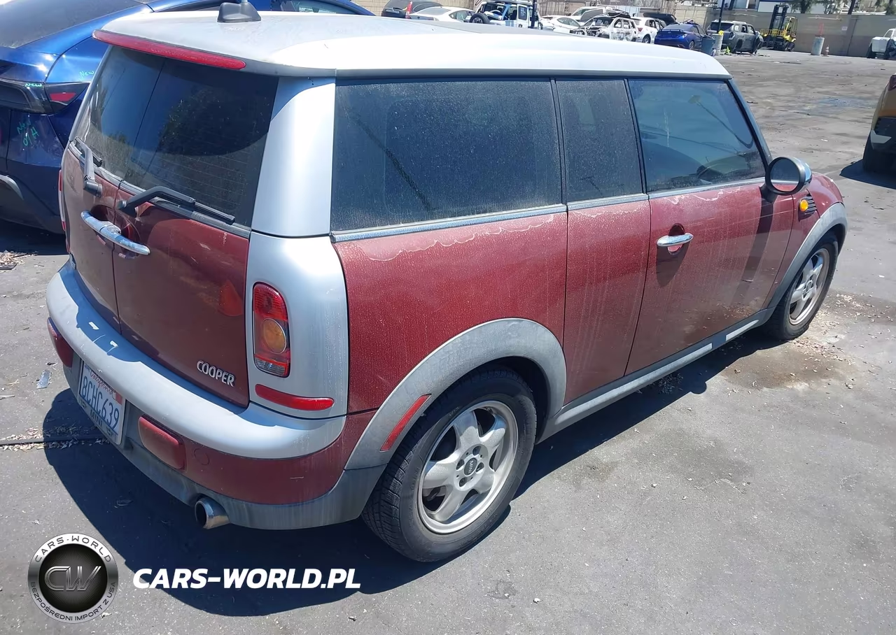 2008 Mini Cooper Clubman VIN:WMWML33518TN67231 - 4