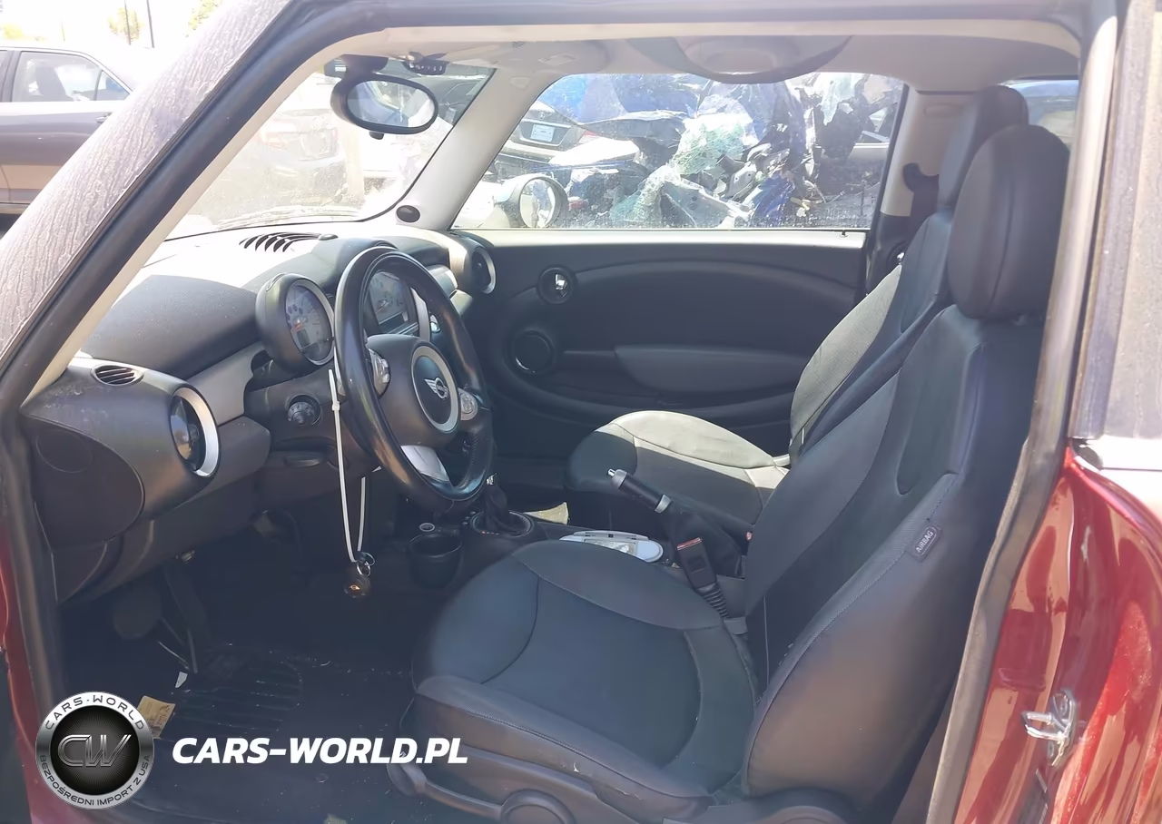 2008 Mini Cooper Clubman VIN:WMWML33518TN67231 - 5