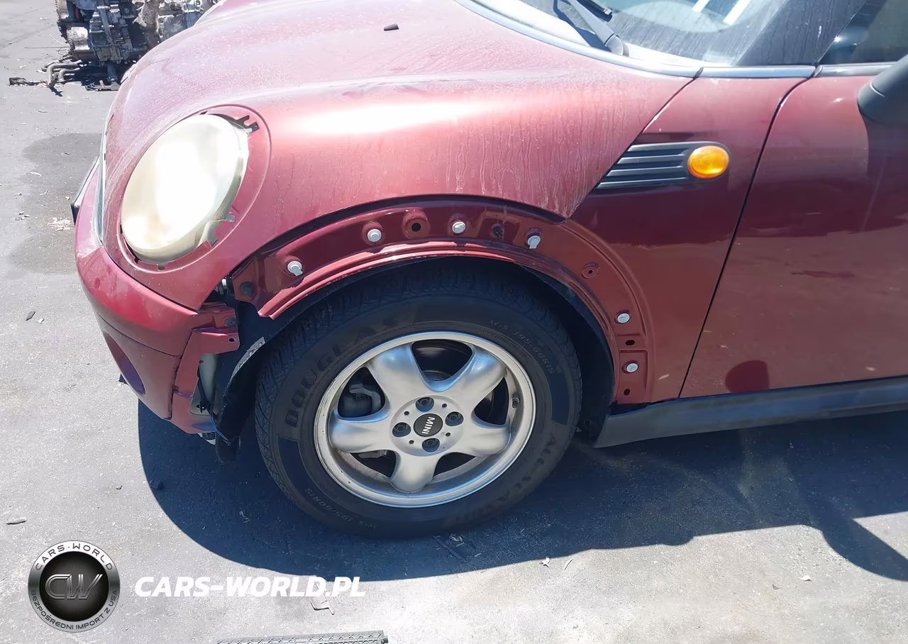 2008 Mini Cooper Clubman VIN:WMWML33518TN67231 - 6