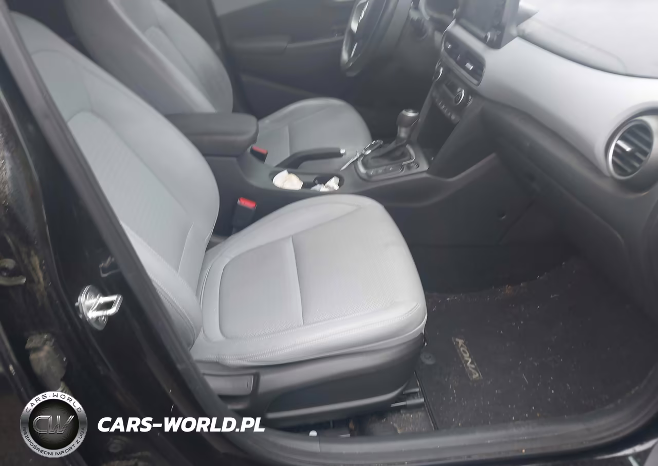 2019 Hyundai Kona Ultimate VIN:KM8K5CA50KU329794 - 5