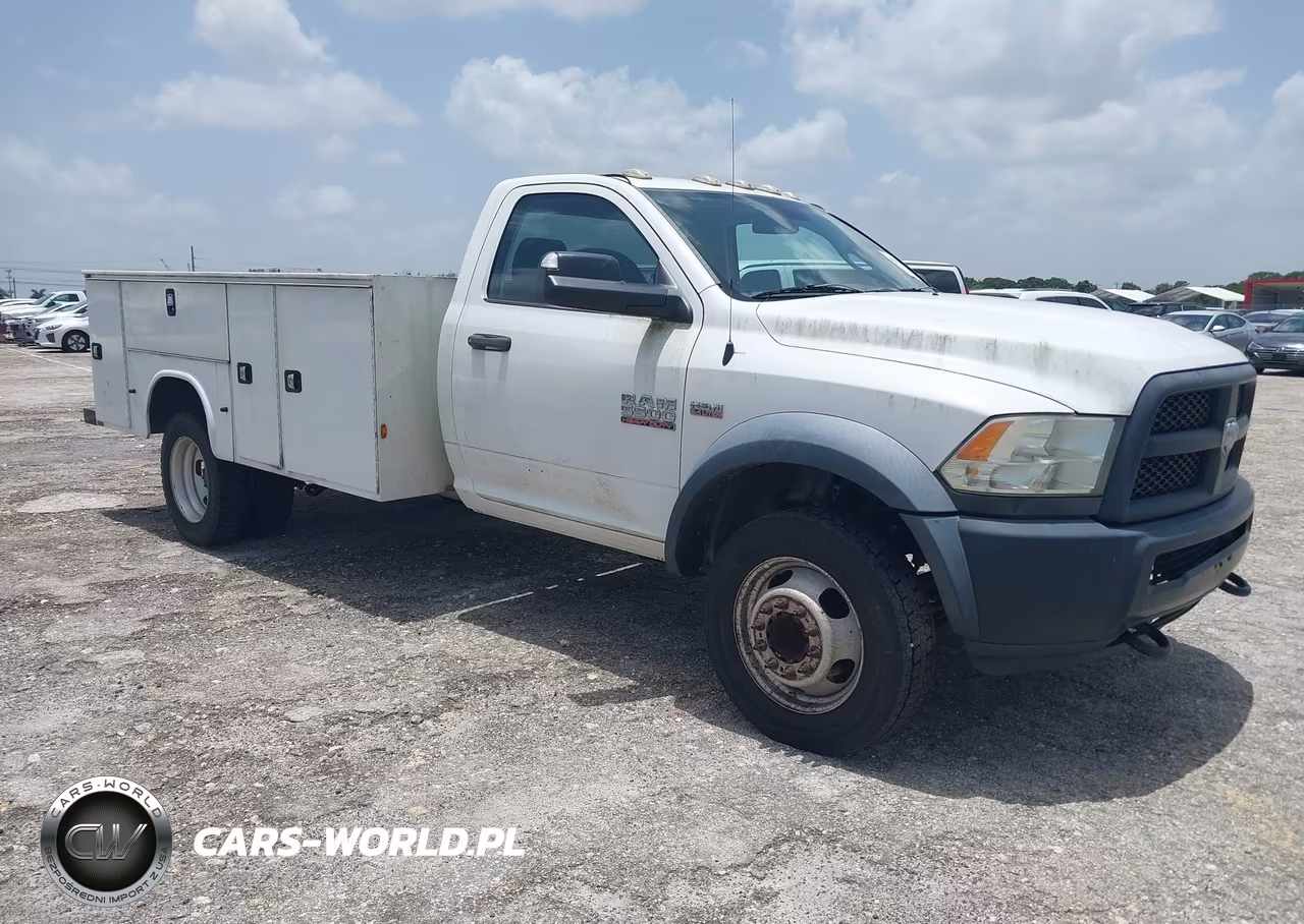 2015 Ram 5500 Chassis Tradesman-Slt