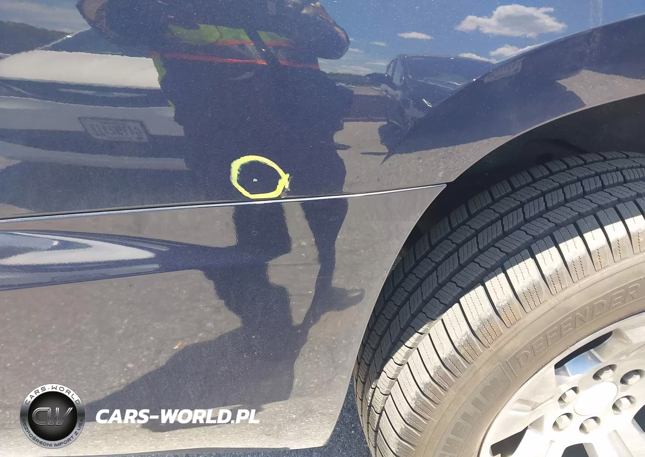 2018 Chevrolet Tahoe Ls VIN:1GNSKAEC6JR338602 - 15