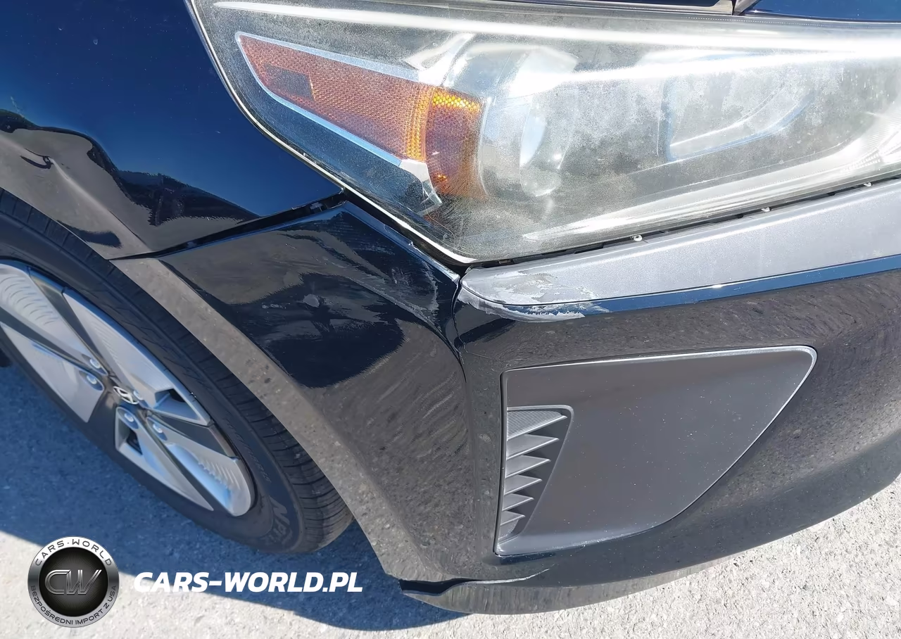 2018 Hyundai Ioniq Hybrid Blue VIN:KMHC65LC6JU076570 - 13
