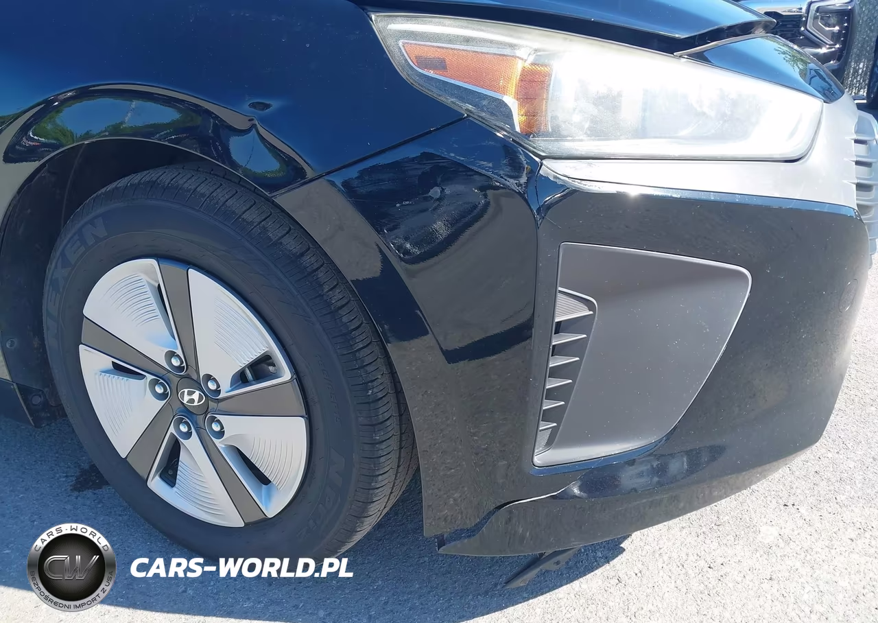 2018 Hyundai Ioniq Hybrid Blue VIN:KMHC65LC6JU076570 - 14