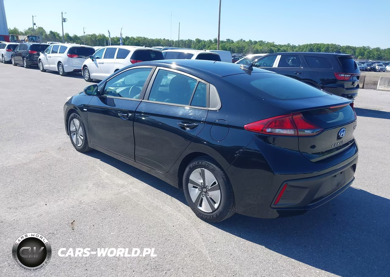 2018 Hyundai Ioniq Hybrid Blue VIN:KMHC65LC6JU076570 - 3