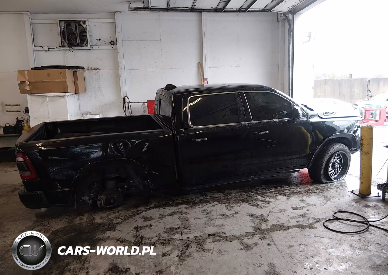 2019 Ram 1500 Limited 4X4 6'4 Box VIN:1C6SRFPT0KN774344 - 13
