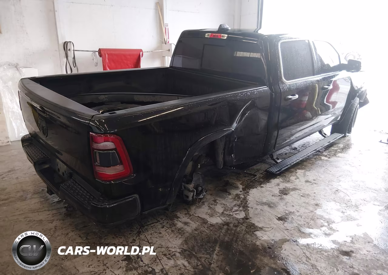 2019 Ram 1500 Limited 4X4 6'4 Box VIN:1C6SRFPT0KN774344 - 4