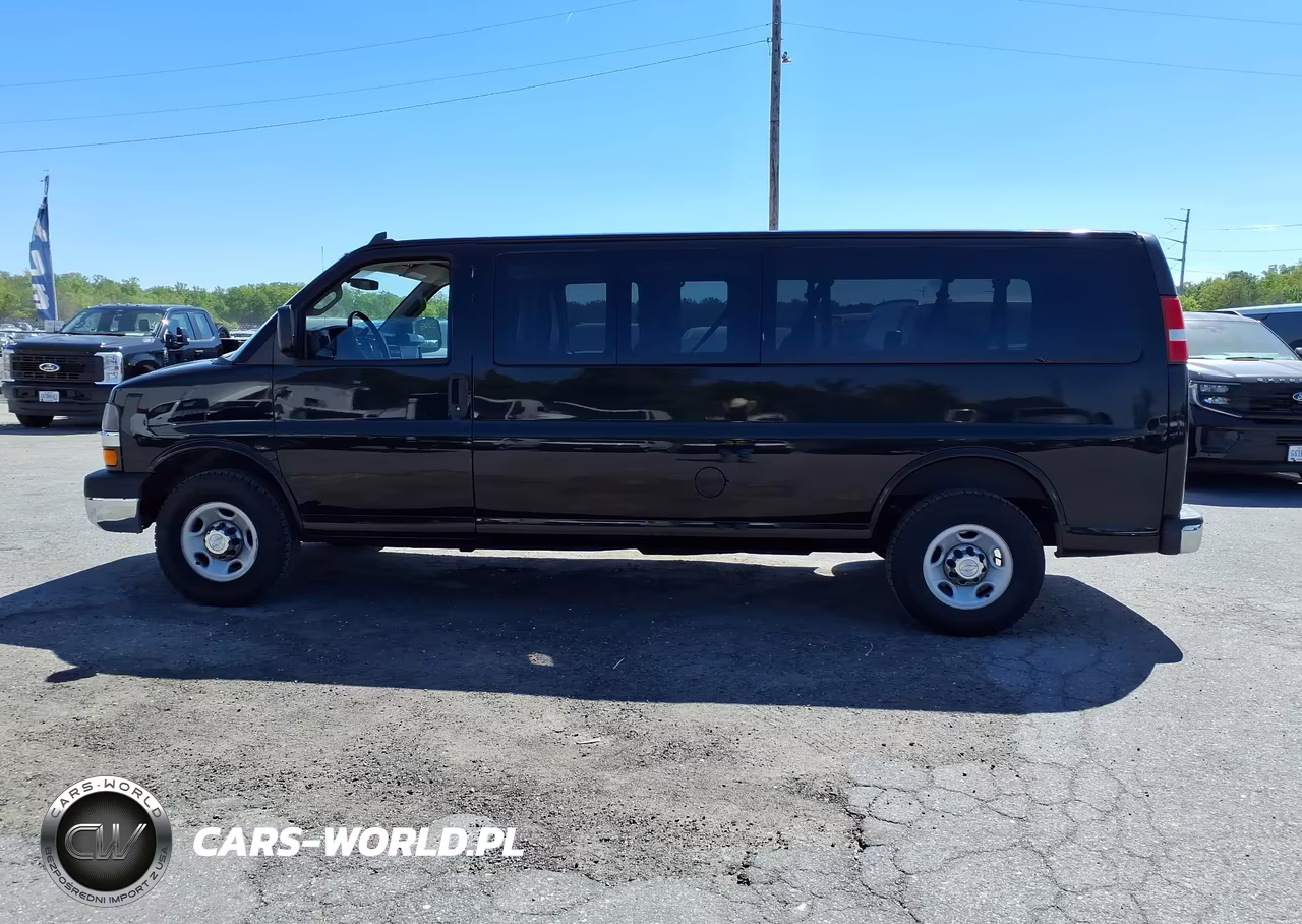 2016 Chevrolet Express 3500 Lt VIN:1GAZGPFG5G1313851 - 17