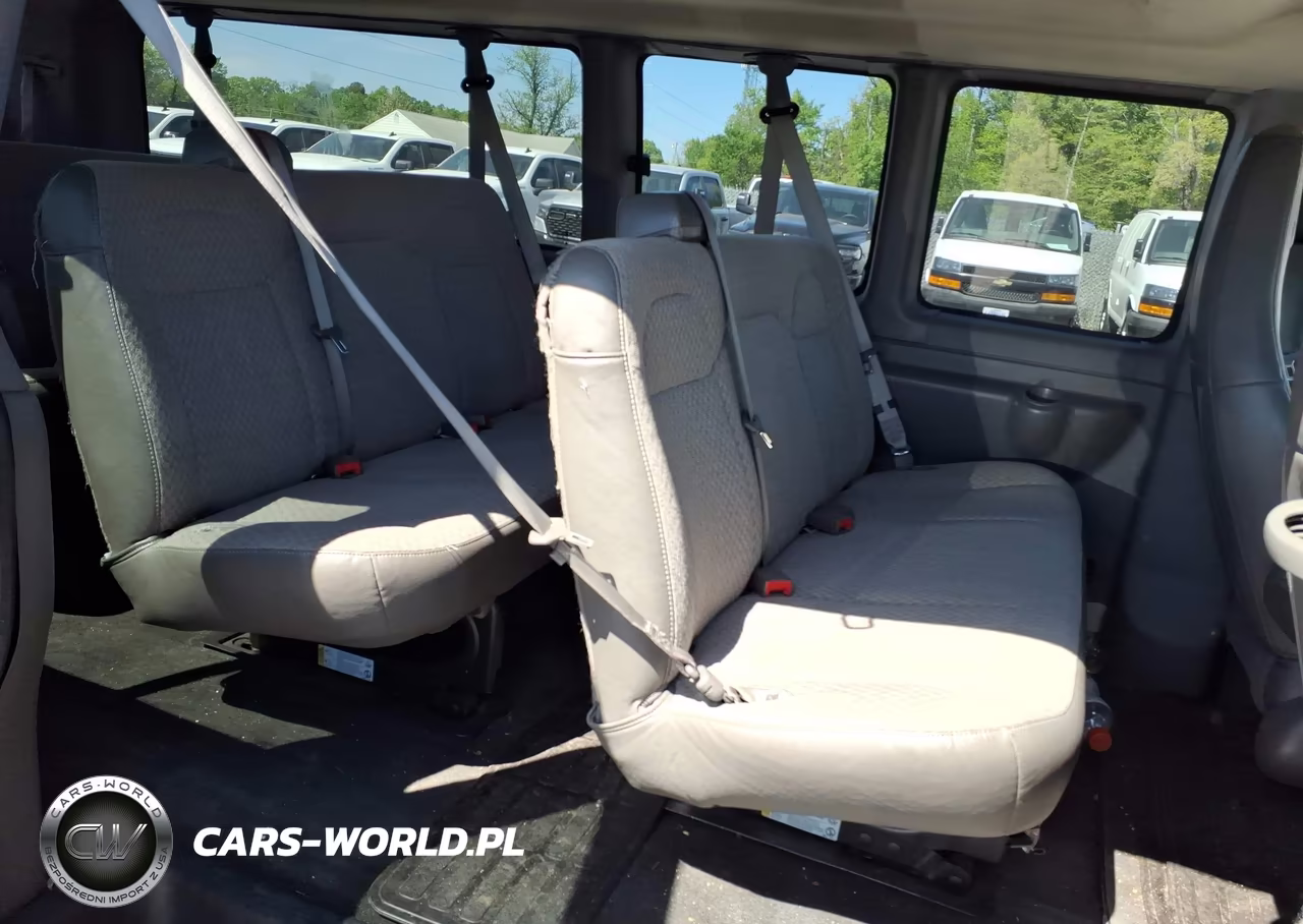 2016 Chevrolet Express 3500 Lt VIN:1GAZGPFG5G1313851 - 8