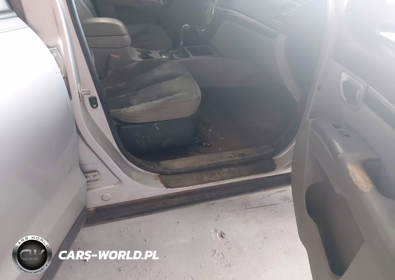 2008 Hyundai Santa Fe Gls VIN:5NMSG13DX8H210335 - 5