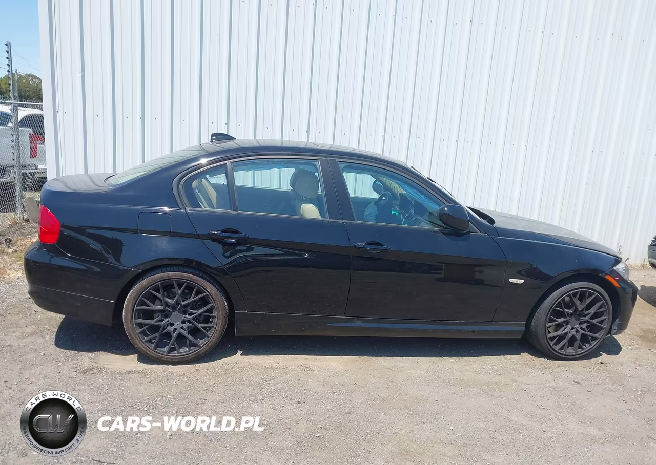 2011 BMW 328I VIN:WBAPH5C57BA441033 - 13