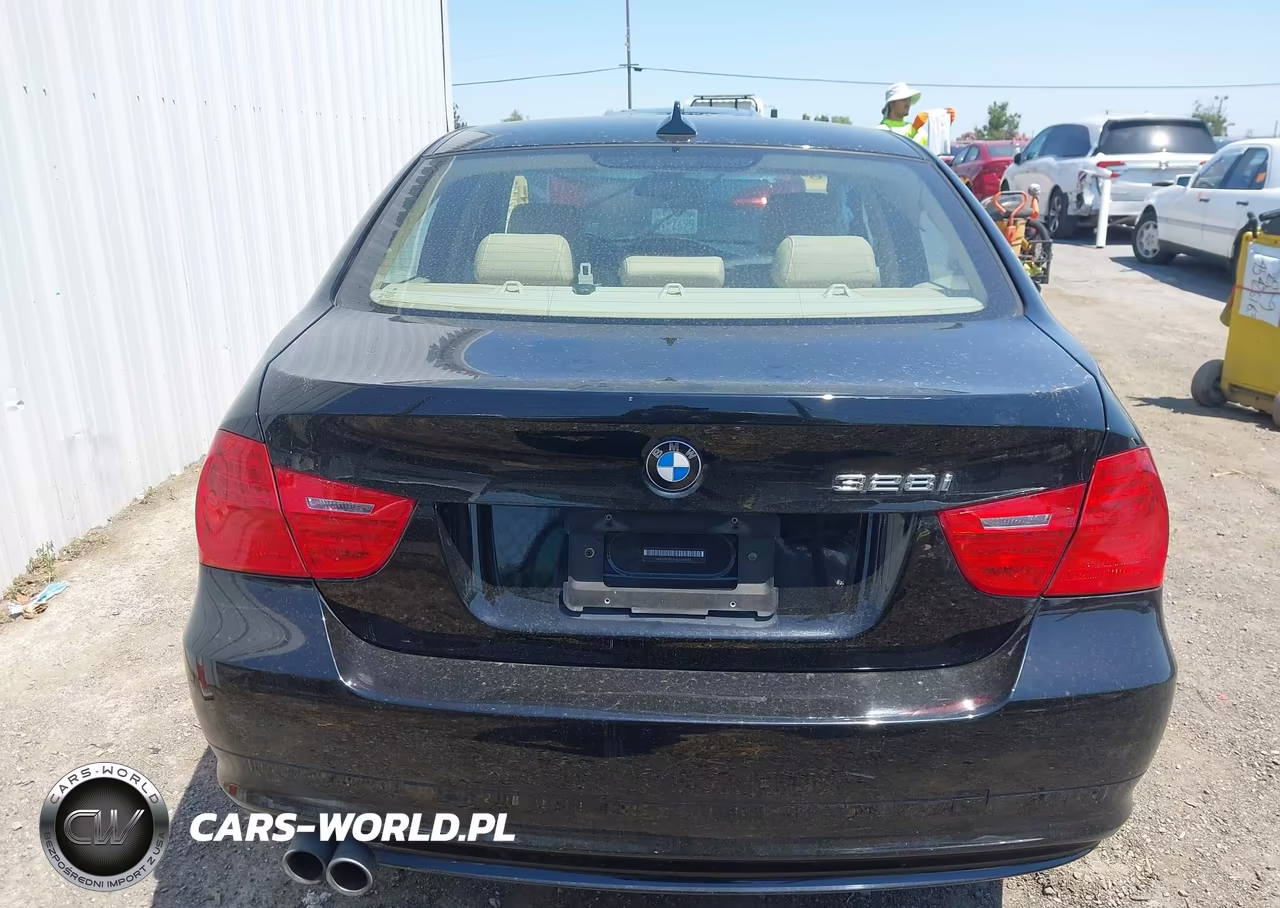 2011 BMW 328I VIN:WBAPH5C57BA441033 - 16