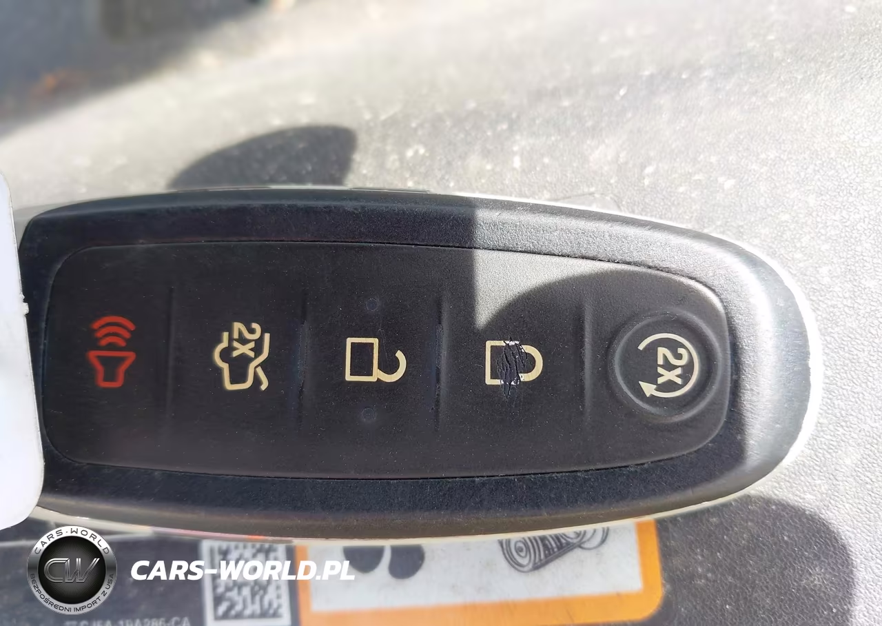 2013 Ford Escape Titanium VIN:1FMCU9J91DUD16360 - 11