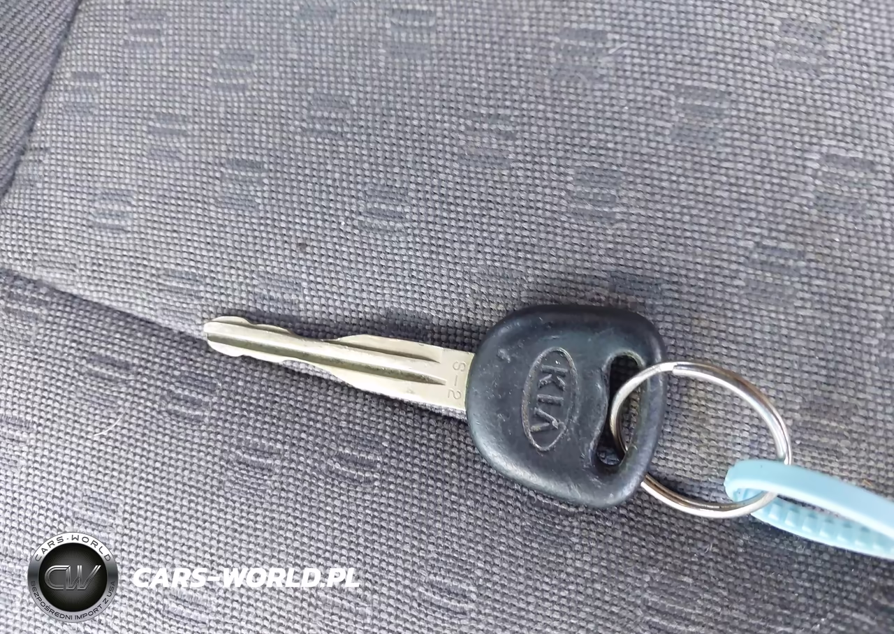 2003 Kia Rio VIN:KNADC125636274843 - 11