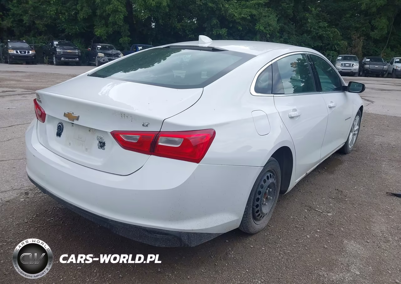 2018 Chevrolet Malibu Lt VIN:1G1ZD5ST3JF176936 - 4